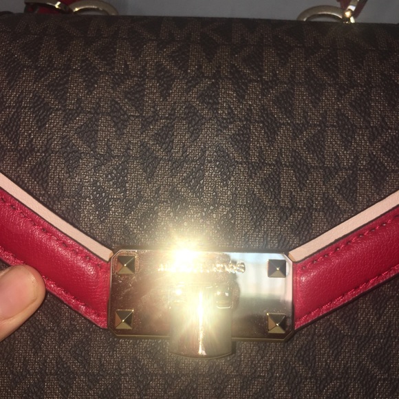 MICHAEL KORS MINI HANDBAG - Picture 2 of 6